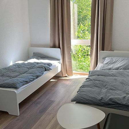 Guenstige Zimmer Im Herzen Von Kreyenbrueck Apartment Олденбург Екстериор снимка